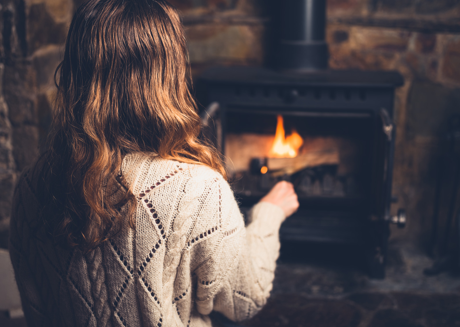 McMurray Hatchery Blog | Brooding Baby Chicks Off-Grid | Wood-Burning Stove